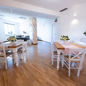https://looky-hotel.hotelitalianriviera.com