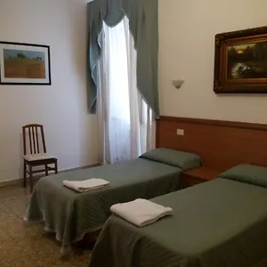 *** Oda ve Kahvaltı Ritmo Blues İtalya